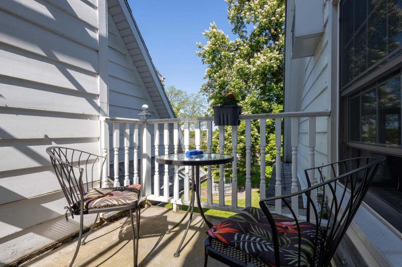 Chestnut Bed & Breakfast Niagara Falls