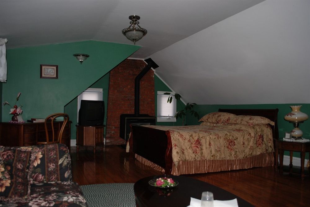 Chestnut Bed & Breakfast
